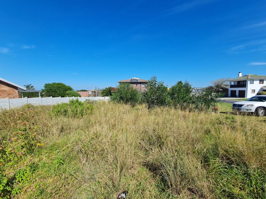 0 Bedroom Property for Sale in Wavecrest Eastern Cape